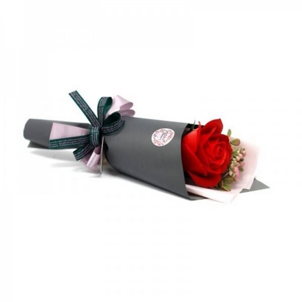 Luxurious gift for women at Christmas