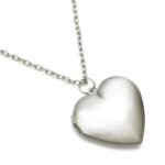 Luxurious gift for women at Christmas