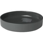 Porcelain plates