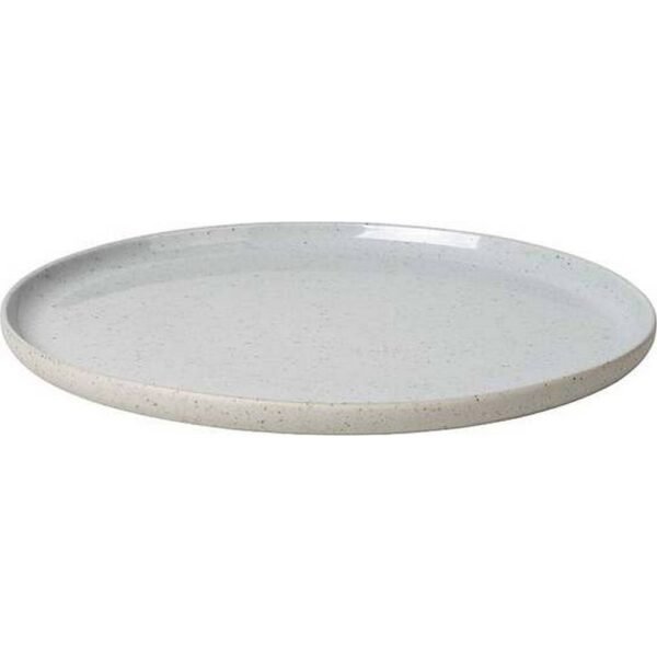 Porcelain plates