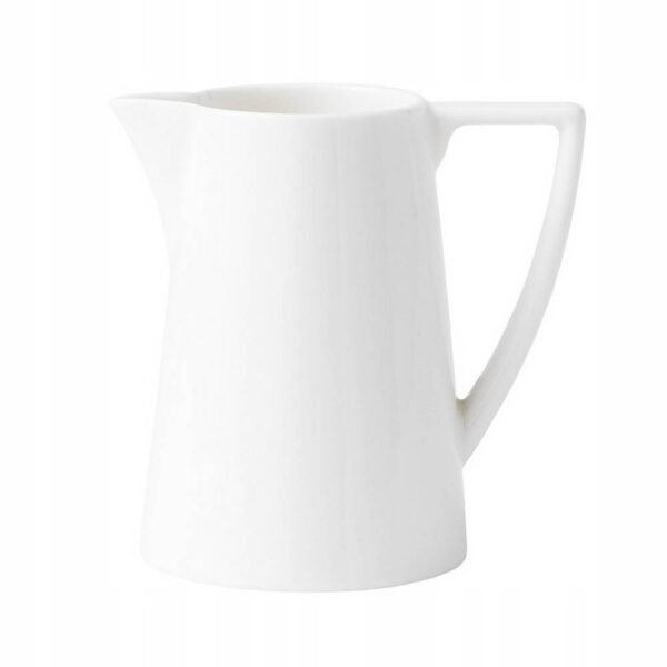 Porcelain jug