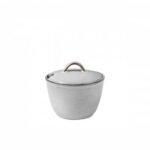 Ceramic sugar bowls and cream jugs