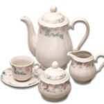 A coffee set will decorate any tea party in the company of family and friends.