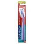 The size of the CURAPROX CS children's toothbrush is designed specifically for a child's hand.