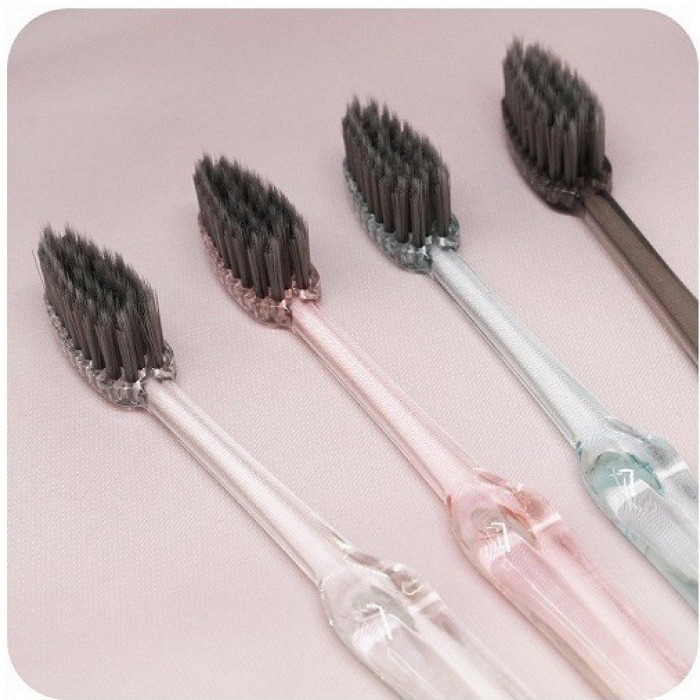 wakka ionic toothbrush black Ионная зубная щетка WAKKA — Мягкая/Очень нежная. Инновационный метод удаления зубного налета с использованием отрицательных ионов.