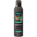 The Kneipp Men's Shower Gel turns from a gel into a creamy foam when used.